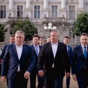 Gheorghe Falcă: Aradul a semnat pentru Nicolae Ciucă! 47 de mii de semnături pentru viitorul președinte al României