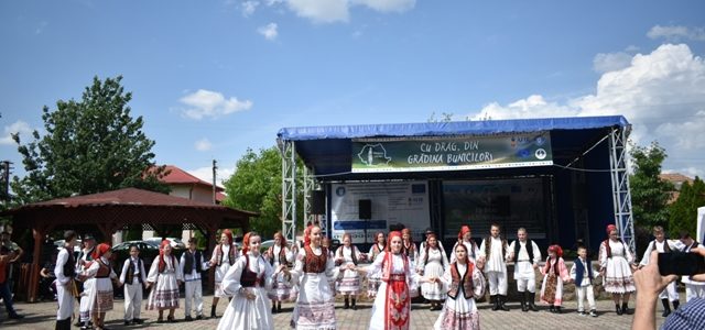 Eveniment dedicat promovării producătorilor locali desfășurat în localitatea Șofronea, județul Arad