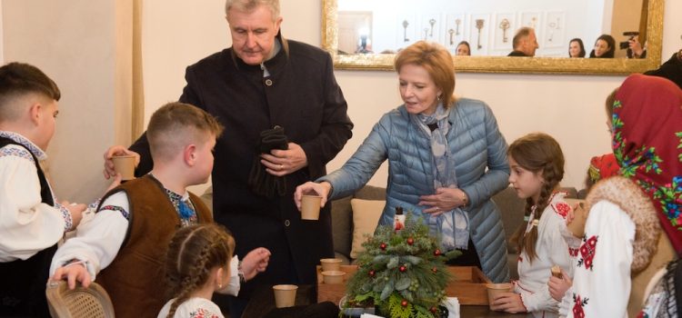 Familia Regală își petrece și în acest an sărbătorile la Săvârșin