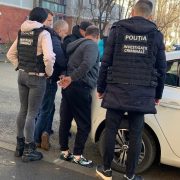 Înșelăciune cu criptomonede. Un bărbat a fost reținut de polițiștii arădeni